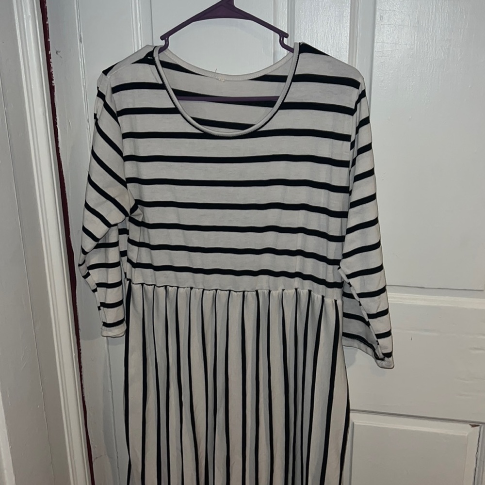 Womens striped dress in XL